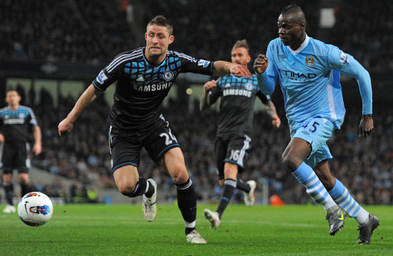 力与任意球 力与任意球