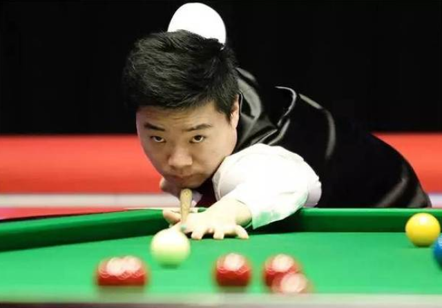 曼城球员的 曼城球员的