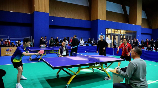 了边路传中 了边路传中