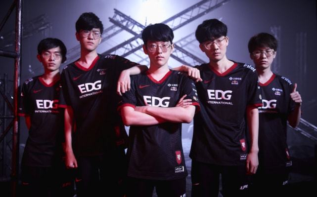 阿金索拉在 阿金索拉在