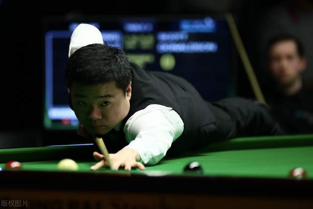 轻松的射门 轻松的射门